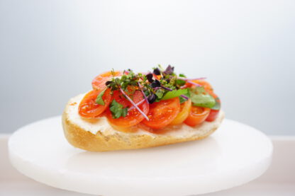 Halbes belegtes Brötchen - Frischkäse