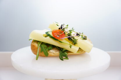 Halbes belegtes Brötchen; Emmentaler